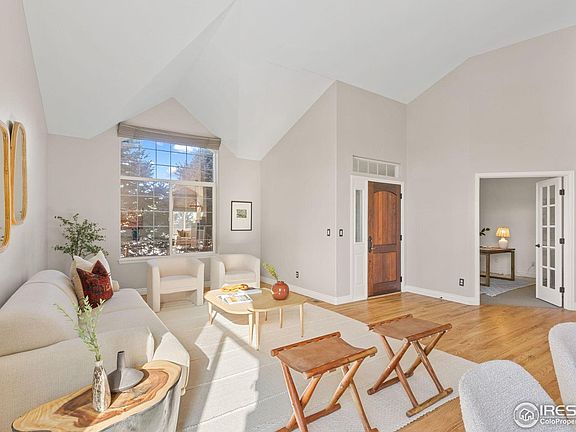5th image of 440 Andrew Way