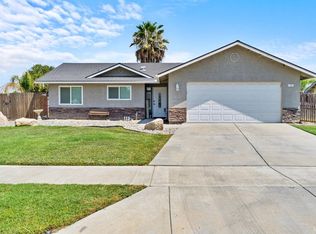1318 Stinson Dr, Lemoore, CA 93245
