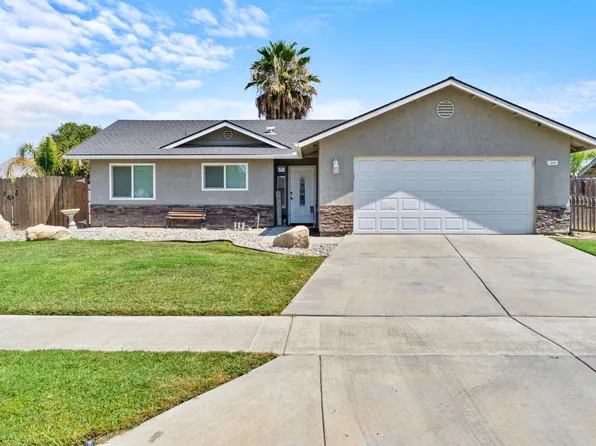 1318 Stinson Dr, Lemoore, CA 93245