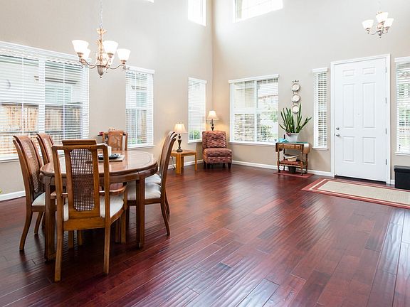 3rd image of 20772 Fairway Dr
