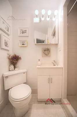Rented by Metropolitan Realty | media 7
