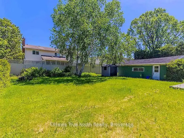 35 Tauvette St — Photo 26