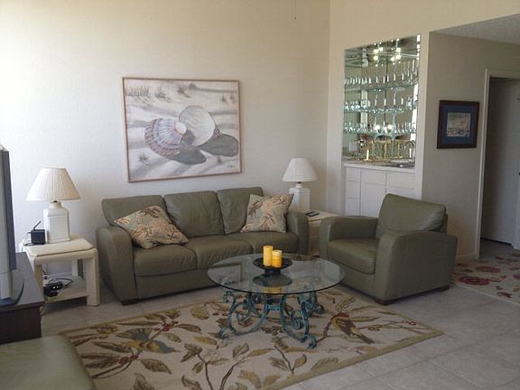 2nd image of 1000 Padre Blvd