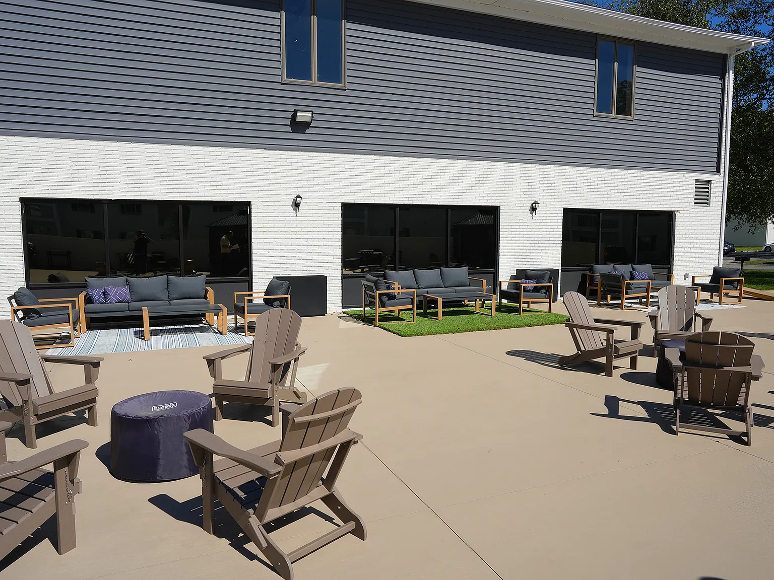 River Club — Photo 4