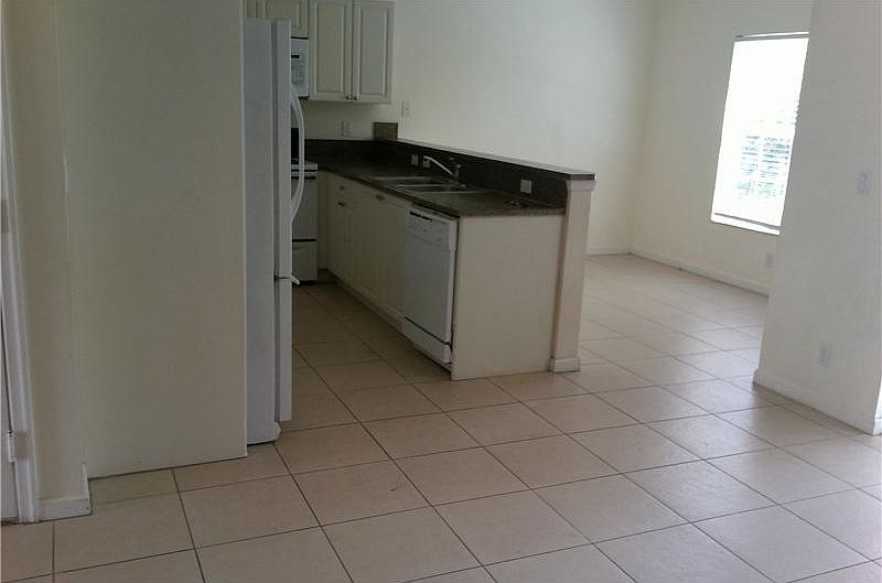 1st image of 1211 NW 27th Ave #1211
