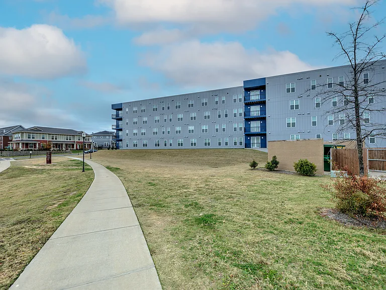 Foote Park at South City Phase VI (0966) — Photo 10