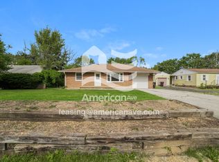 2221 N Northcrest Dr, Peoria, IL