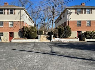 1289 Hope St APT C, Stamford, CT 06907