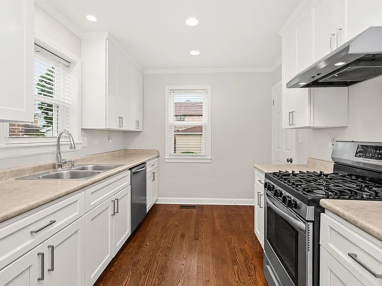 7254 N Osceola Ave — Photo 5