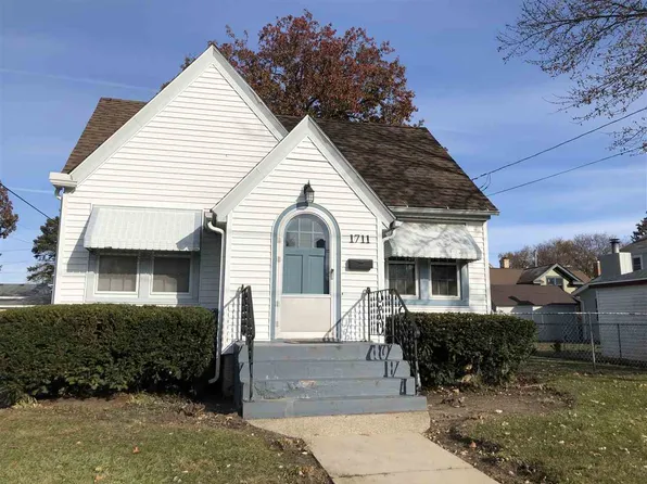 1711 Van Wie Ave, Rockford, IL 61103