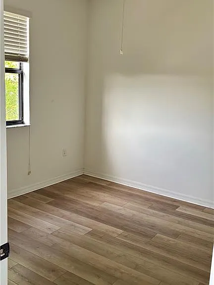 5077 Beckton Rd — Photo 11