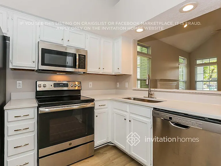 3717 Creston Ct — Photo 7