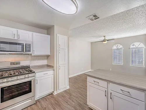 KD Place Photo 1