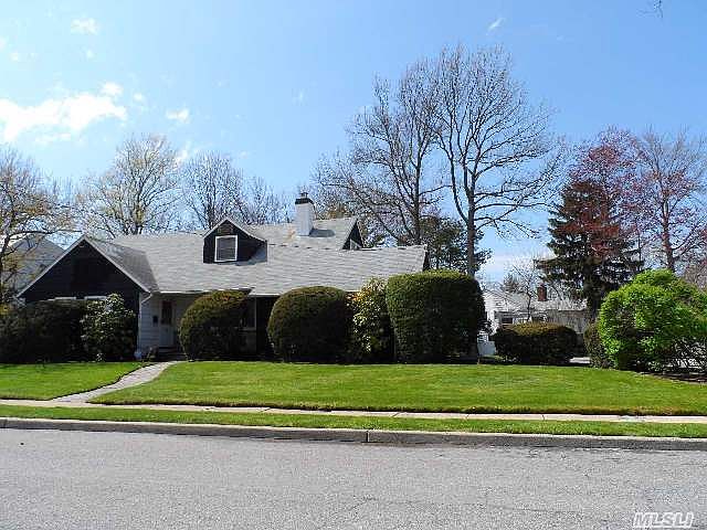 1st image of 1412 Sturl Ave