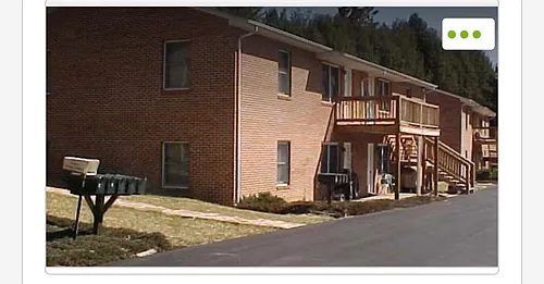 525 Chatham Hill Rd Photo 1