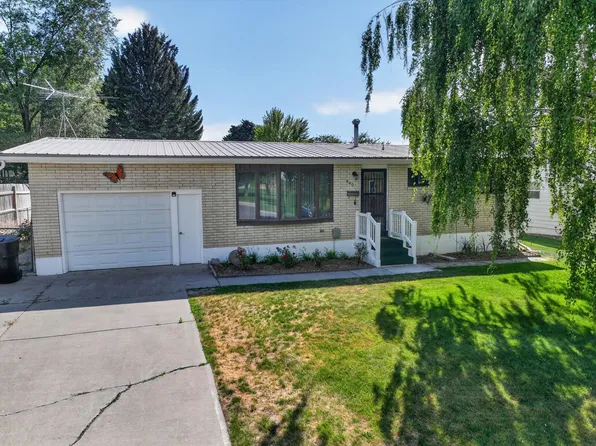 440 W Park St, American Falls, ID 83211