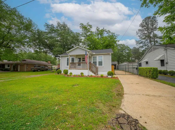2519 Goza Ave, Camden, AR 71701