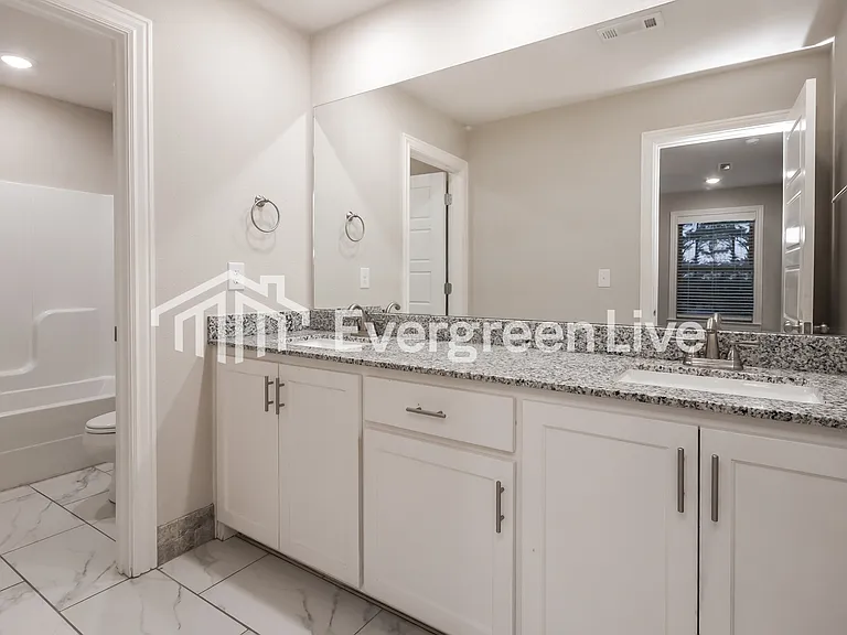 605 E Osage Trce — Photo 11
