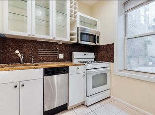 207 Grand St #2, New York, NY 10013