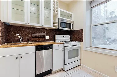 207 Grand Street, #2