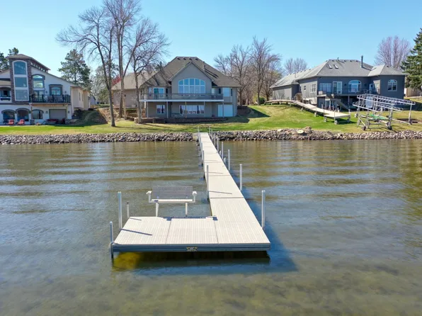 7728 Hilo Ln N, Forest Lake, MN 55025