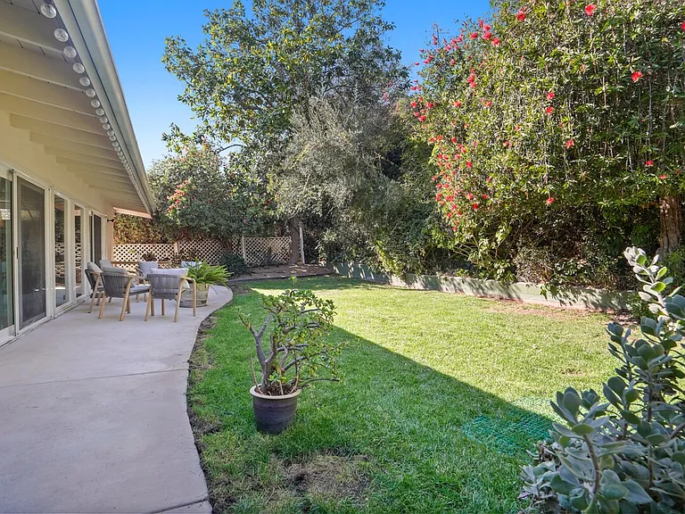 4757 Don Porfirio Pl — Photo 2