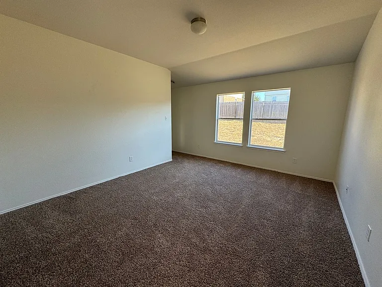 6206 Taree Loop — Photo 20
