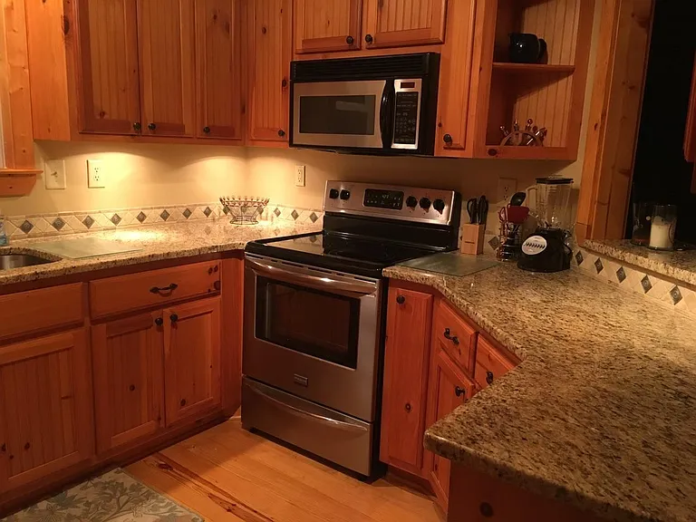 99 Deer Creek Ln — Photo 3
