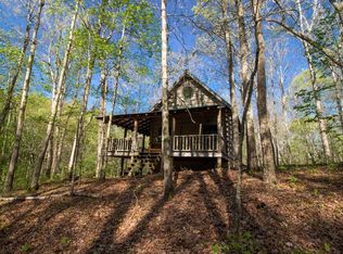 1 Tar Lick Rd, Junction City, KY 40440