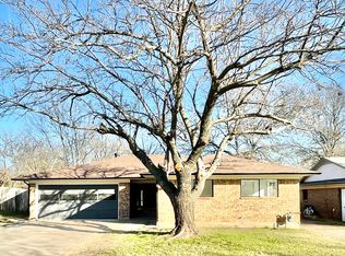 108 S Lynn Ave, Denison, TX 75020