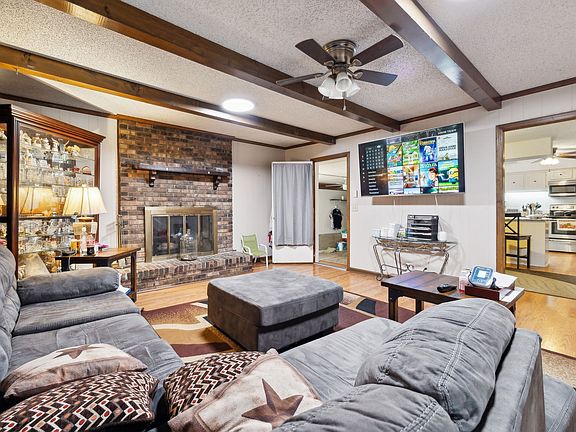 2nd image of 639 Heritage Dr