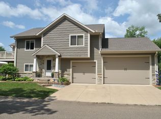 405 Timberlane Rd, Guttenberg, IA 52052