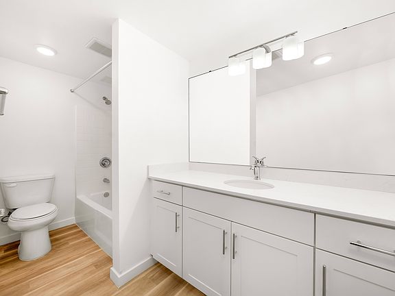 4th image of 1225 Broadway APT 103