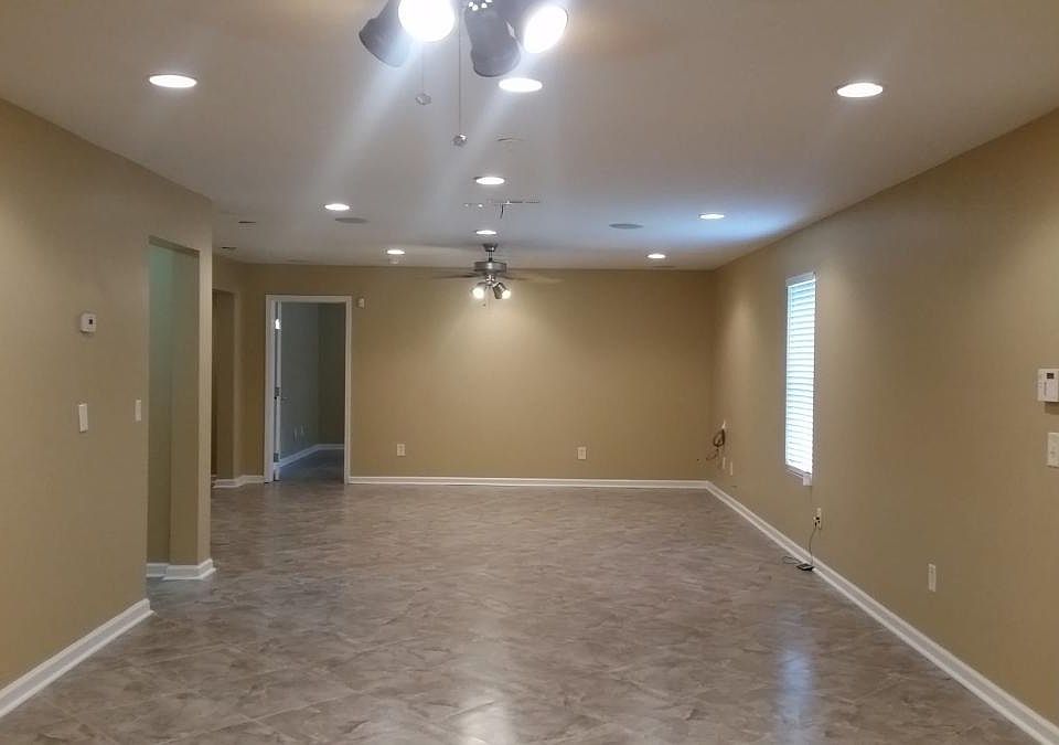 Living area (entrance on right)