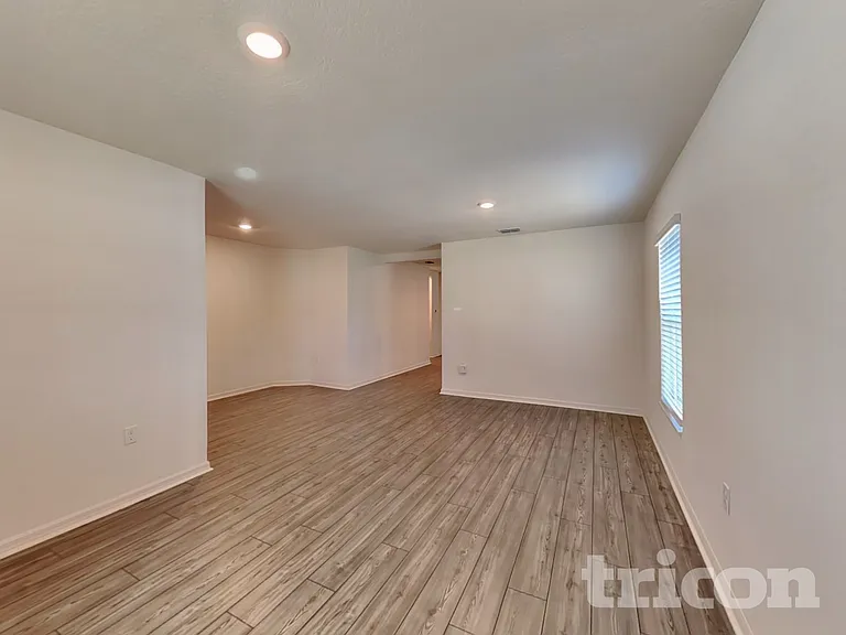 443 Underwood Trl — Photo 5