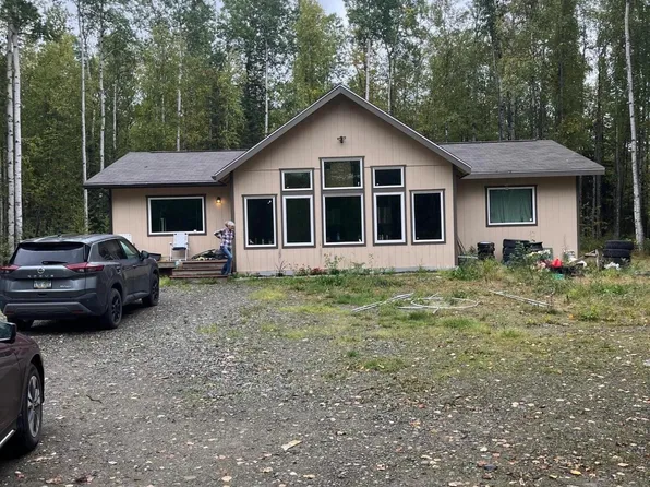 24780 W Long Lake Rd, Willow, AK 99688