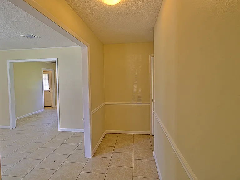 1040 Charles C Frasier Blvd — Photo 3