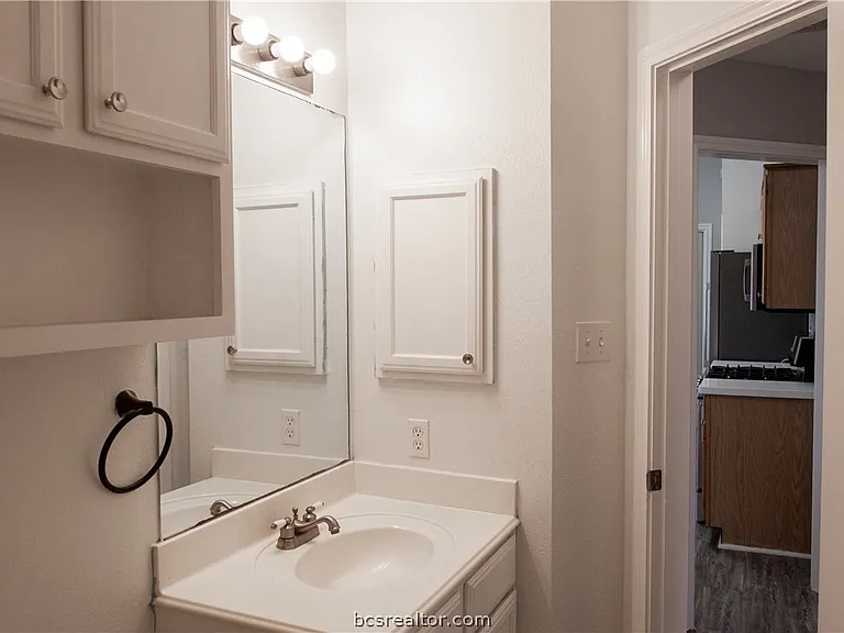 3739 Marielene Cir — Photo 18