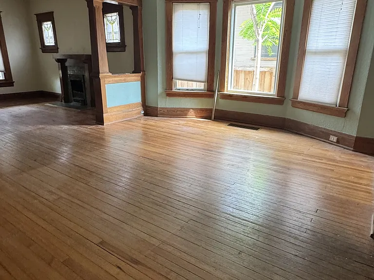 2621 N York St — Photo 6