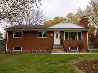 5914 Ridge View Dr, Alexandria, VA 22310