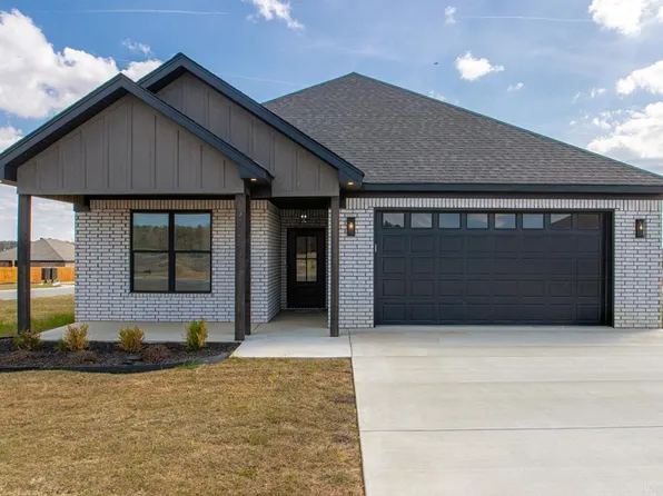 101 Kelton St, Hensley, AR 72065