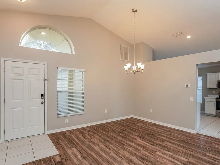 1010 Cristelle Jean Dr — Photo 5