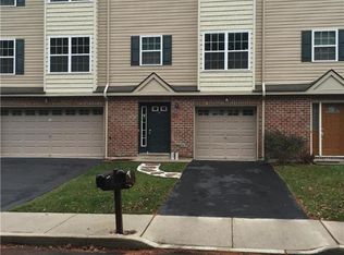 513 S Lehigh Gap St, Walnutport, PA