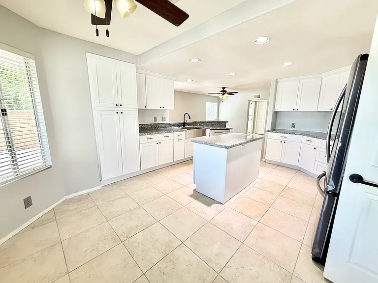 39968 Milkwood Ln — Photo 26