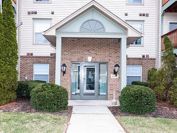 2nd image of 4951 N Arbor Woods Ct APT 307