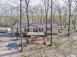 565 Dutton Chapel Rd, Golconda, IL 62938