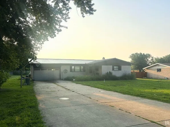 5213 Autumn Ln, Lafayette, IN 47909