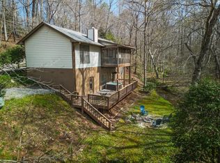 1396 Cherokee Trl, Young Harris, GA 30582