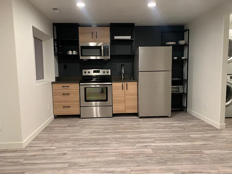 1264 W Cinch Way #BASEMENT — Photo 11