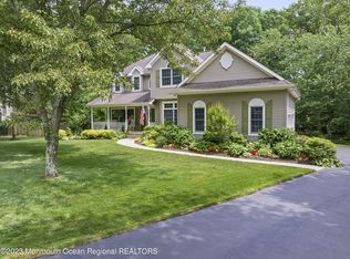 2093 Overbrook Dr, Wall Township, NJ 07719